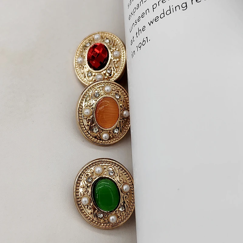 18MM Vintage Cat Eyes Luxury Rhinestone Pearl Beaded Shank Buttons Of Clothing High Quality Fashion Metal Button For Women Coat