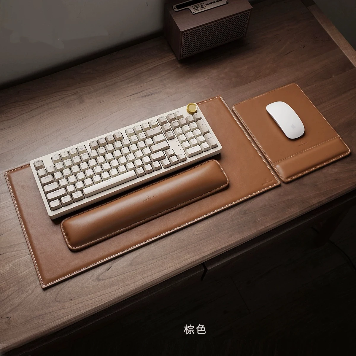 

First layer cowhide leather table mat mouse pad wrist protection keyboard hand rest high-end business office book desktop pad