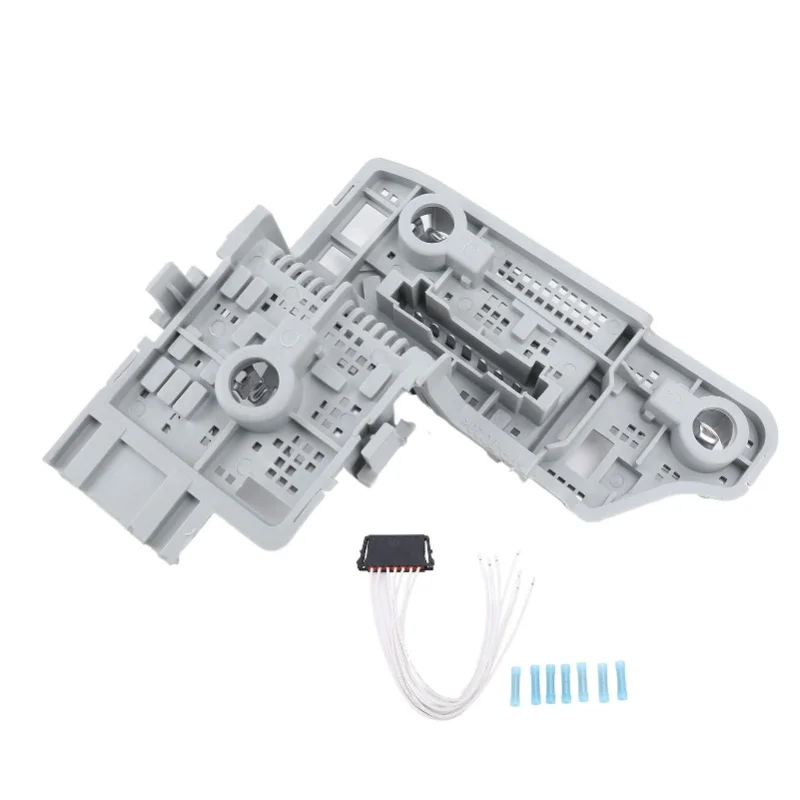 

Tail Light Bulb Holder With Harness And Terminal Strong Support Replacement For C-Class W204 SALOON 2012 To 2014