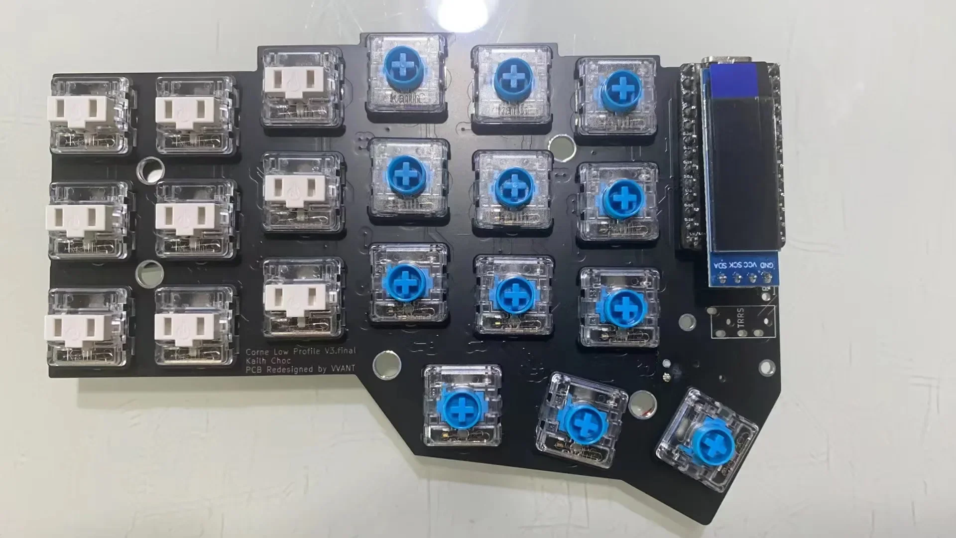 

Corne V3 Choc Низкопрофильная печатная плата Пользовательская совместимость Kailh Choc v1 v2 Переключатель Разделенная клавиатура Corne Crkbd Горячая замена Клавиатура PCB