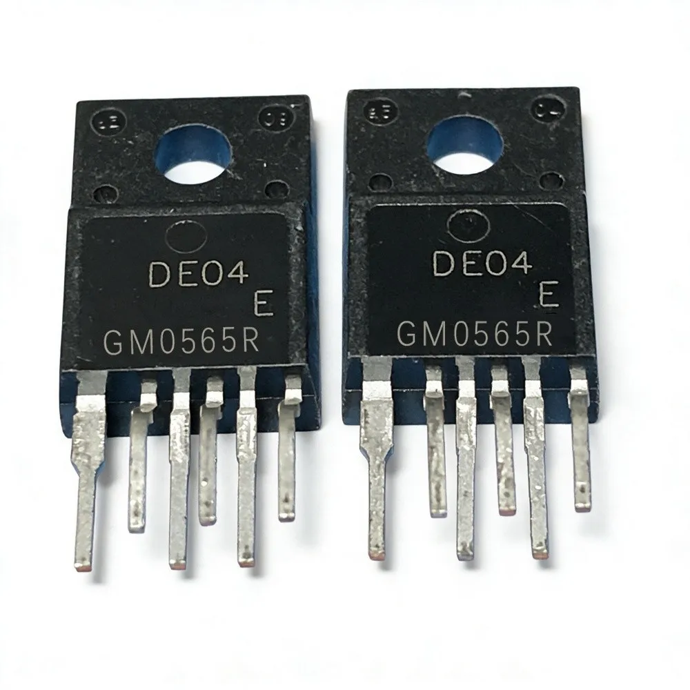 5PCS GM0565R IXFX32N50 KDG30N120H2 STGP3NC120HD 6R099P6 IPA50R350CP