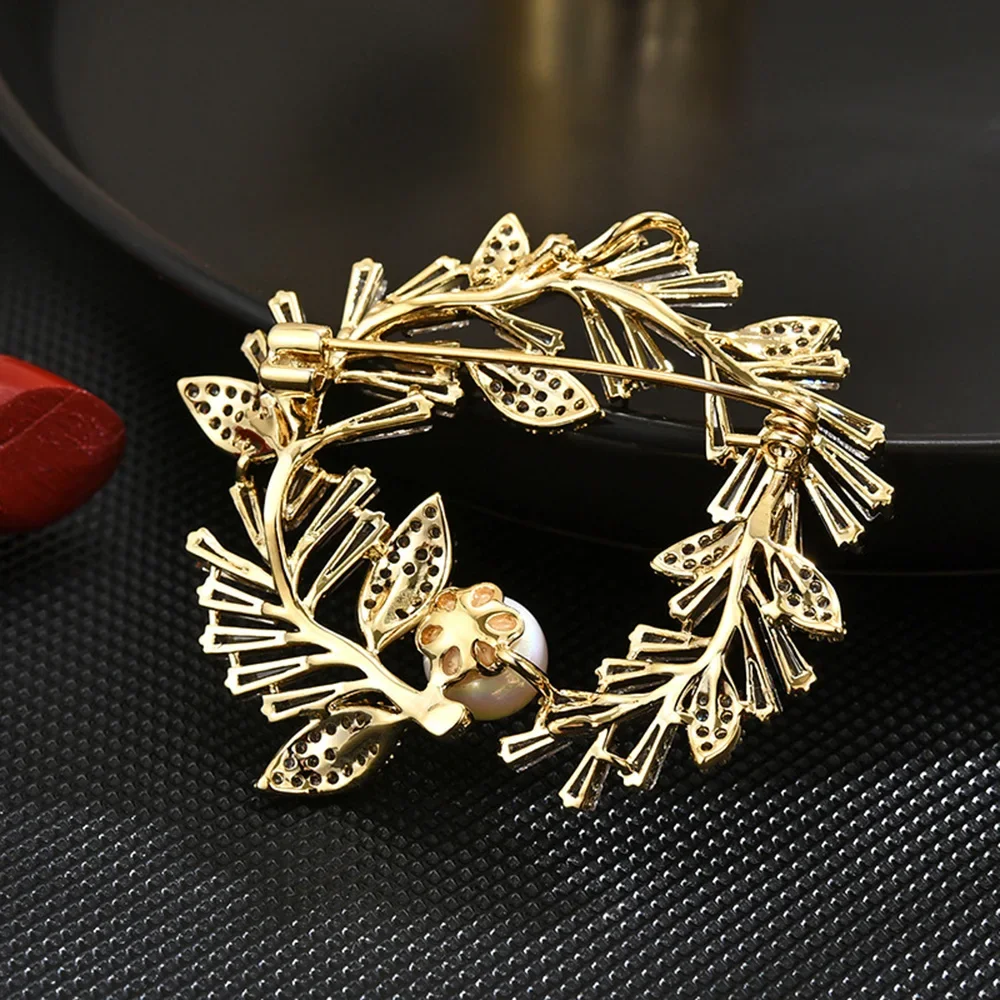 Rhinestone Crystal Olives Wreath Brooches for Women Men Copper Pearl Brooch Pin Collar Jewelry Female Coat Dress Accessories