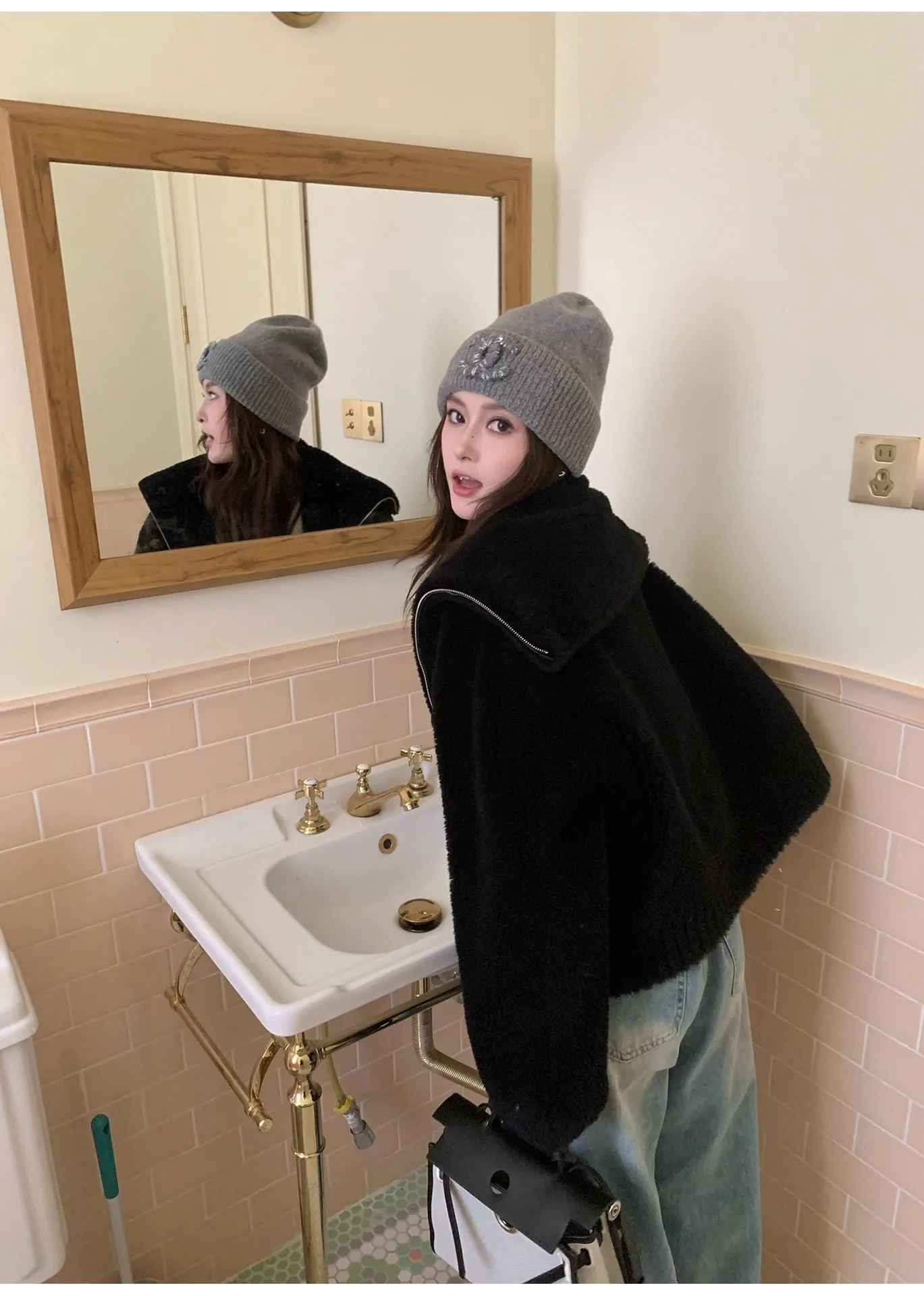 100 معطف فرو خروف بياقة كحلي من الصوف للنساء 2025 سترة شتوية لقص الأغنام سميكة ودافئة #6