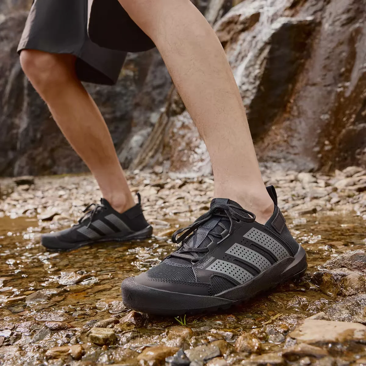 Adidas Daroga 25 Thin-Soled Sports Casual Comfortable Versatile Low-Top Wear-Resistant Lightweight Hiking Shoes and Water Shoes Unisex Hq9170