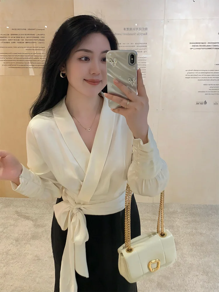 

Elegant plus Size Women's Satin Long Sleeve Shirt Commute Autumn New Style Y8105 Straight Cut Banded Waist Office Wear