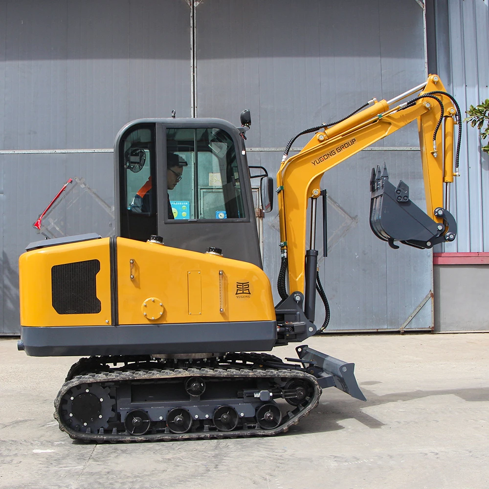 กําหนดเองราคาถูก 2.5 ตันรถขุดขนาดเล็กดีเซลพร้อมสิ่งที่แนบมาขุดตีนตะขาบสําหรับรถขุดไฮดรอลิกในสวน