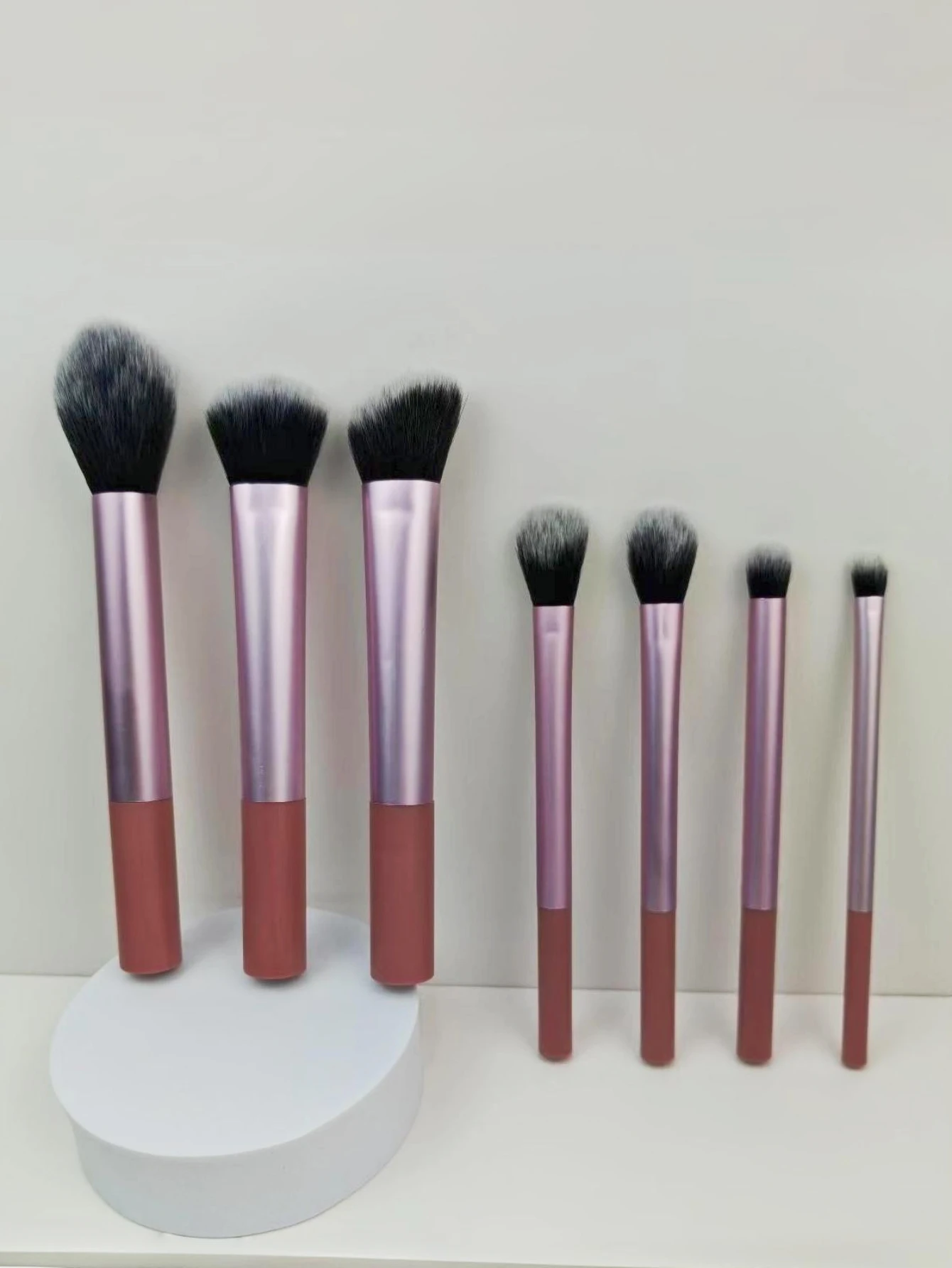 7 Professional Makeup Brush Set, Blush Brush, Loose Powder Brush, Concealer Brush, Eye Shadow Brush, Full Set of Travel Gift Set