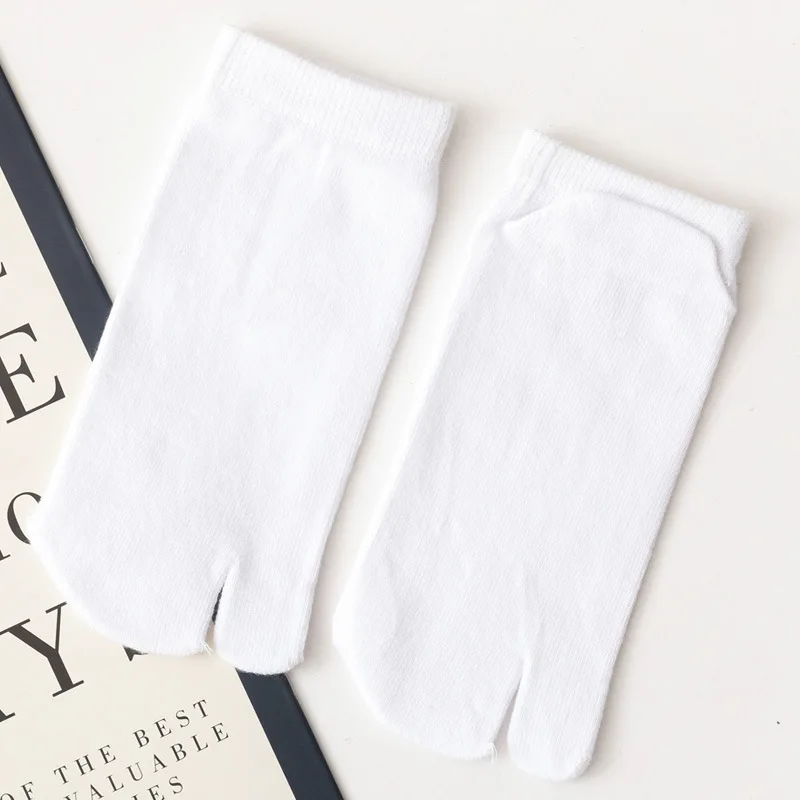 Variant: 5 pairs white