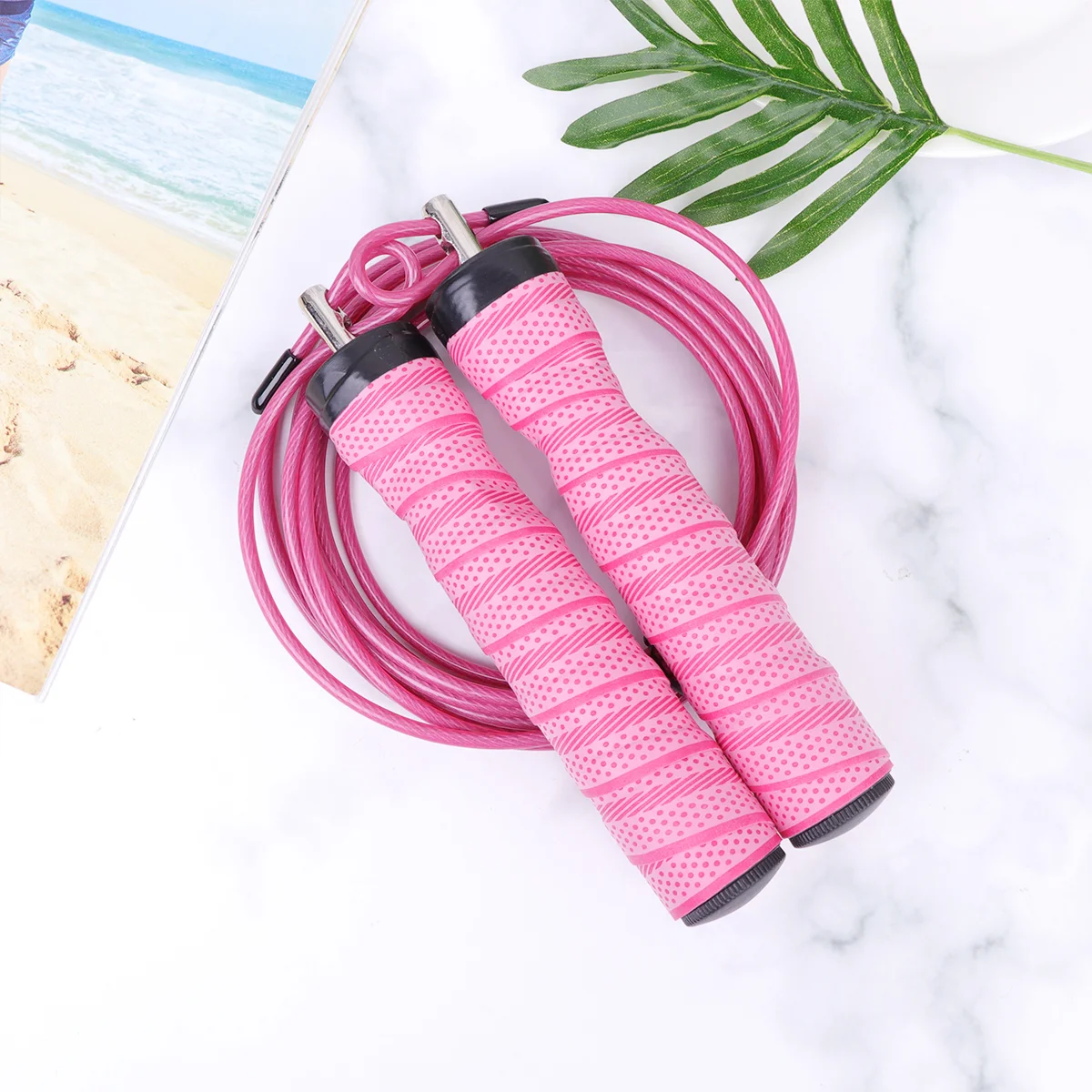 

Fitness Jump Rope Sweat-absorbent Bearing Jump Rope Comfortable Handle Skipping Rope with Steel Wire for Fitness Exercise (Pink)