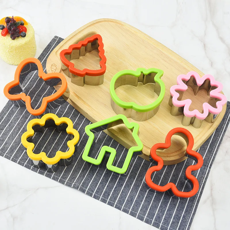 

Stainless Steel Christmas Cookie Mold Baking Cake Tools Sandwich Mold Heart-shaped Baking Tool
