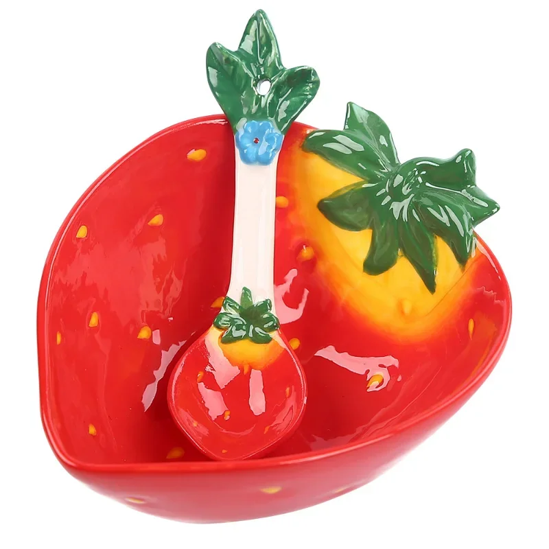 

Керамическая миска для клубники с ложкой, креативная форма фруктов, десертный пудинг, салатница, чашка для мороженого, керамическая посуда для специй, посуда