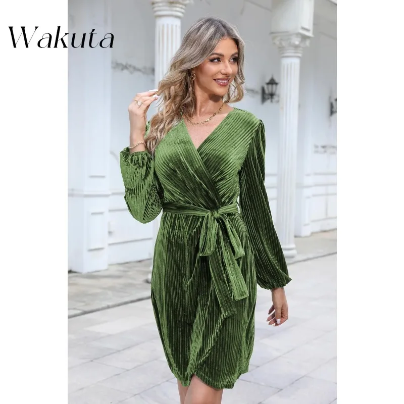 Wakuta Women's Long Sleeve Wrap Robe Semi Formal Velvet Mini Gown Sexy V Neck Cocktail Christmas Party Dress Mother of The Groom