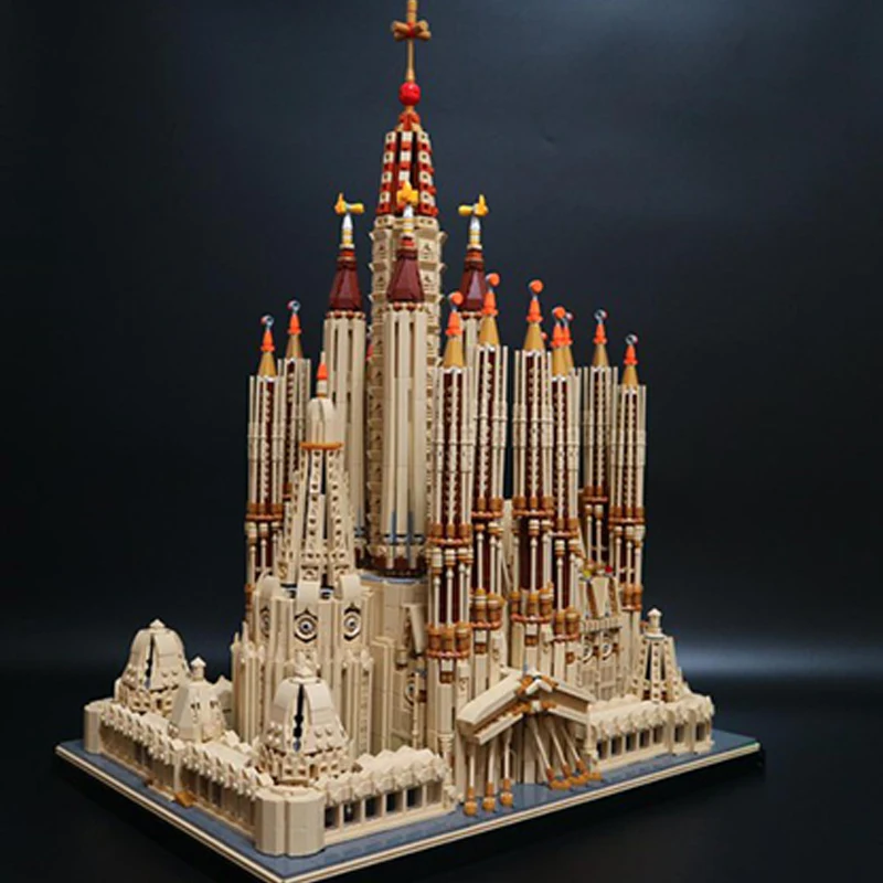 10045 Uds. Moc Sagrada Familia edificios modulares medievales Castillo bloques de construcción montaje creativo ladrillos juguetes niños regalo de Navidad