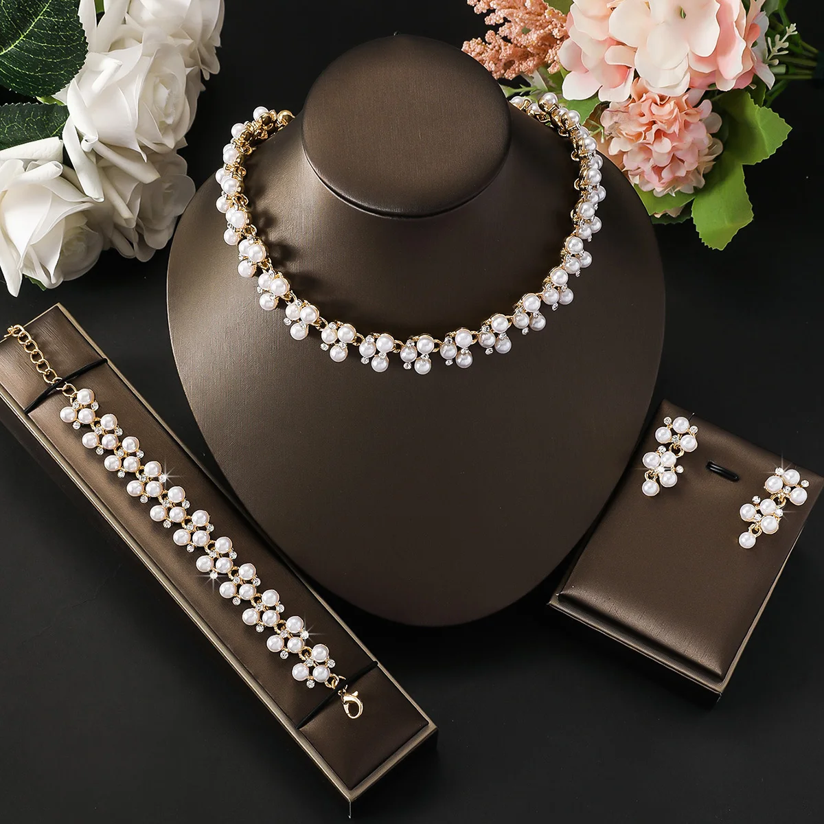 4PC Women\'s Fashion Simple Imitation Pearl Rhinestone Necklace Earrings Jewelry Set, Suitable for Wedding, Party, Festival Gifts