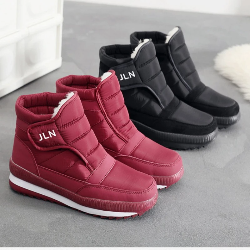 

Зимние зимние ботинки для мужчин и женщин. Утепленные, водонепроницаемые, с высоким берцем на флисовой подкладке. Теплые хлопковые ботинки для людей среднего и пожилого возраста.