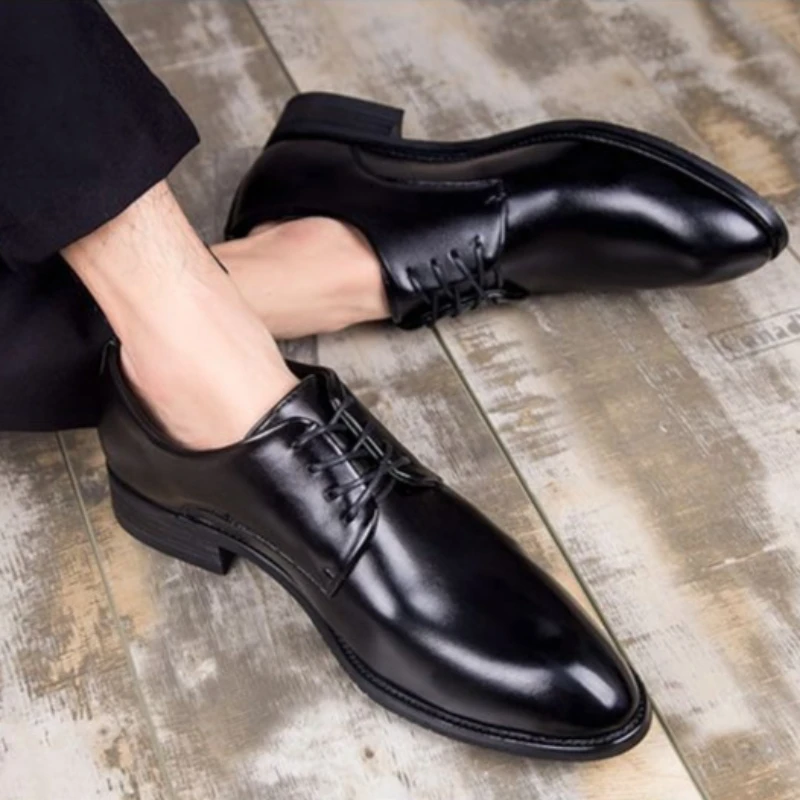 Men Korean Business Casual Hidden Height Increase Versatile British Pointed Toe Formal Wedding Shoes