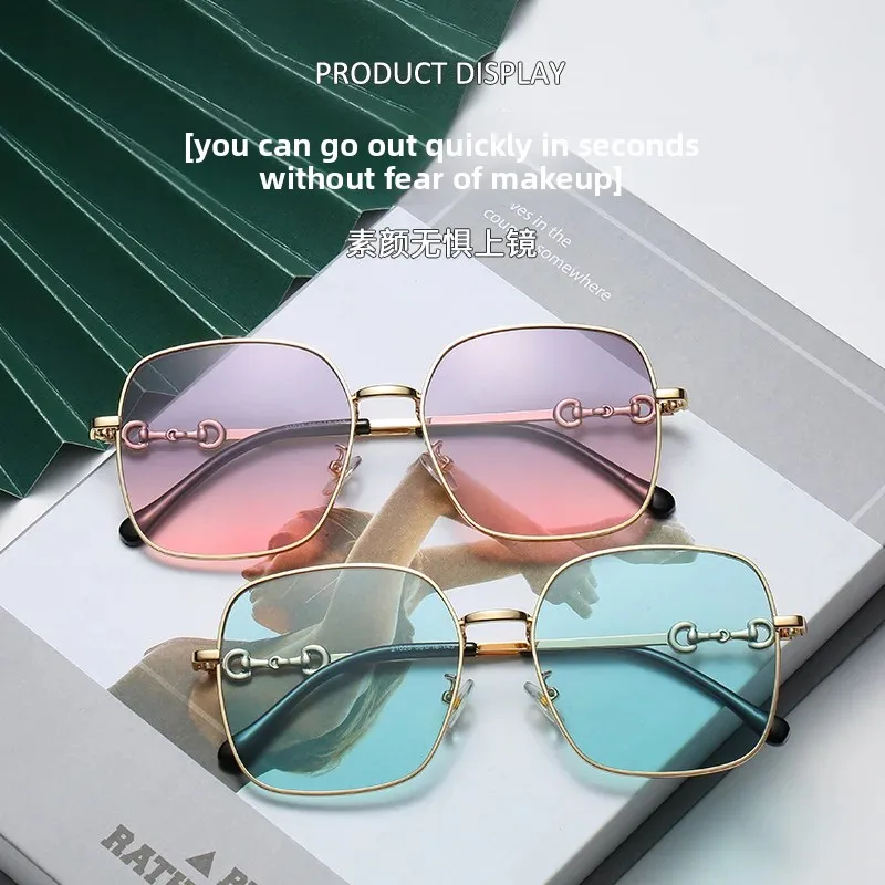 Korean Celebrities with Round Faces: The Ultimate Guide to Finding the Perfect Sunglasses That Flatter Your Face Shape