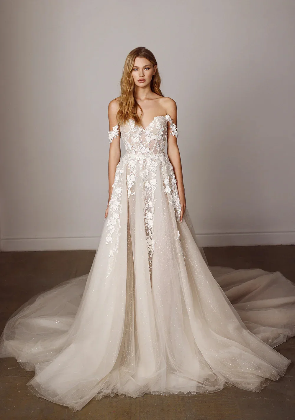 JDY Elegant Off-Shoulder Sweetheart Lace Applique Bohemian Style Beach A-Line Wedding Dress Sweep Train Custom Vestido De Noiva