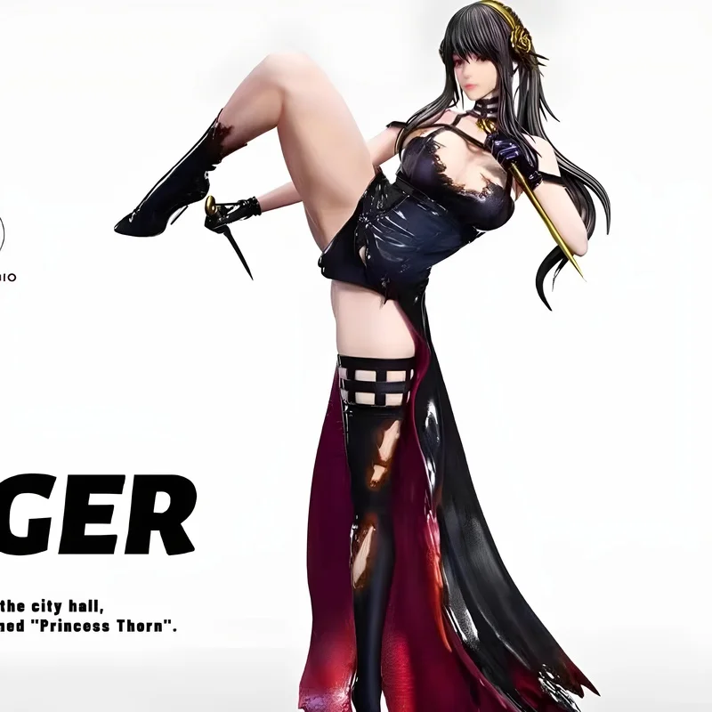 

Spy Family Anime Figure Yor Forger Action Figures Collectible Model Toys Beautiful Girl Desktop Decor Boys Custom Birthday Gift