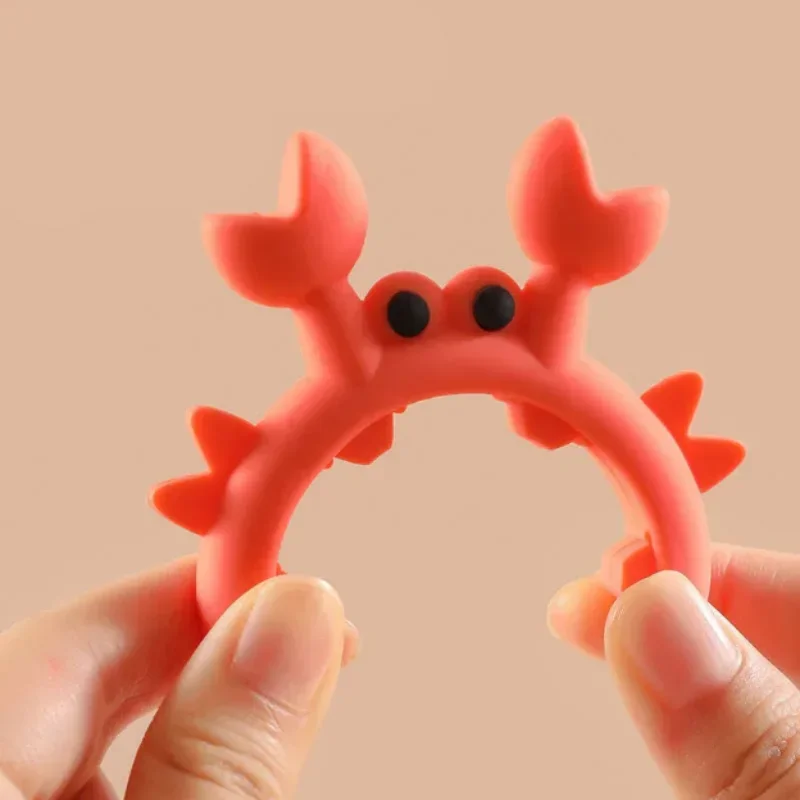 Creative Multifunctional Silicone Crab Utensil Holder Kitchen Spill-proof Cookware Spoon Rest Small Crab Spatula Holder