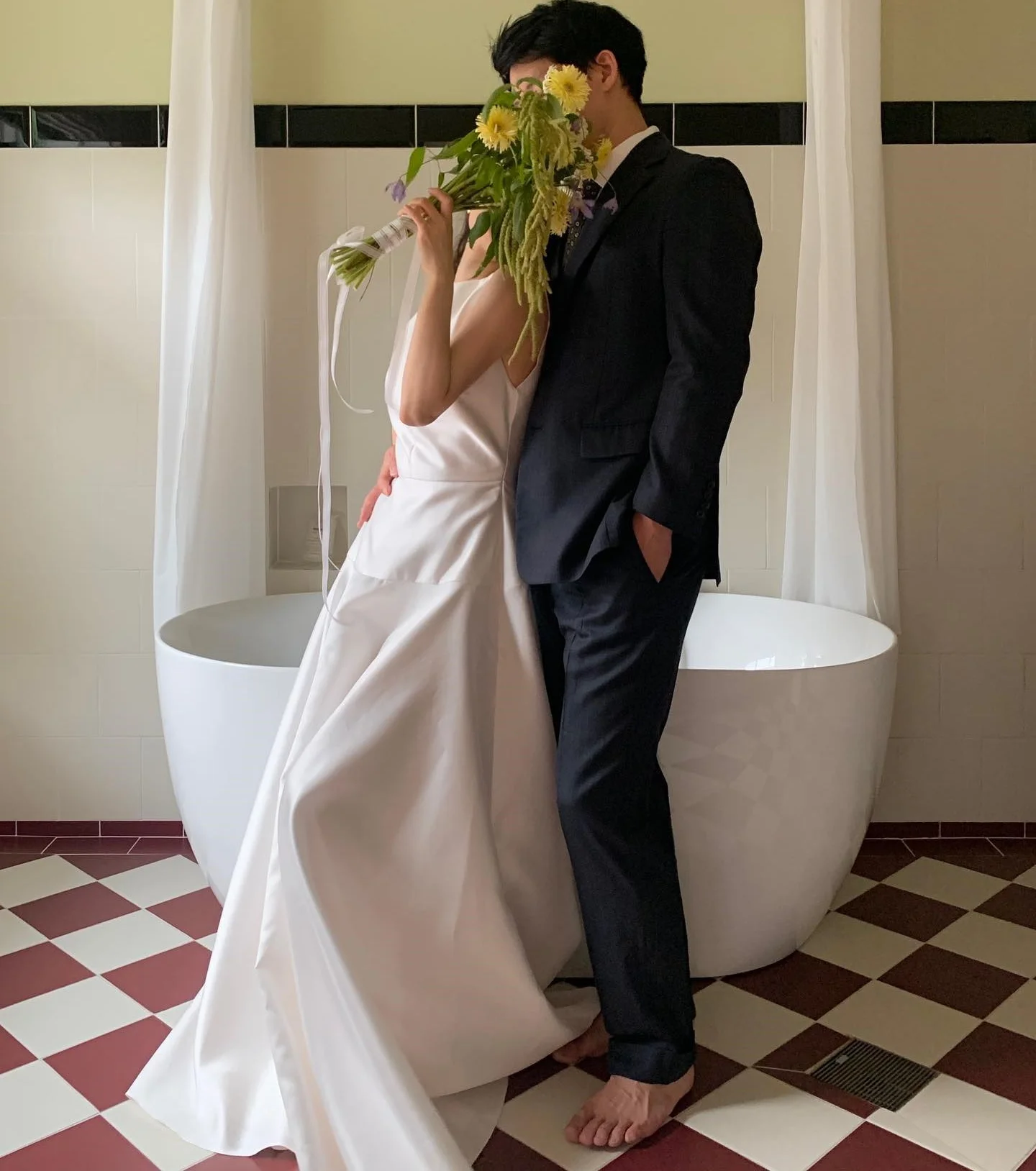 Vestidos de novia de línea a con cuello Barco, vestidos de novia Vintage de satén, fotografía coreana sin mangas, tren de barrido, vestido de novia Simple