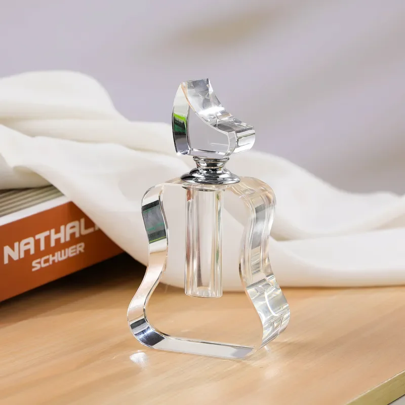 15ml Retro Rhombus Glass Perfume Bottle Empty Refillable Container for Essential Oil Home Decor Gift Box Packaging Wholesale