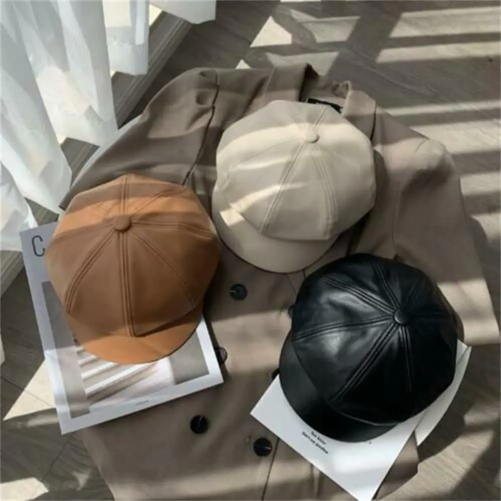 عارضة جديدة أزياء بو الجلود بلون موزع الصحف قبعة بلغت ذروتها قبعة قبعة قبعة قبعة موزع الصحف