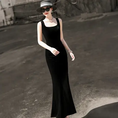 MEXCOCO Early Autumn French Retro Velvet Mermaid Slip Dress Slim Camisole Dress
