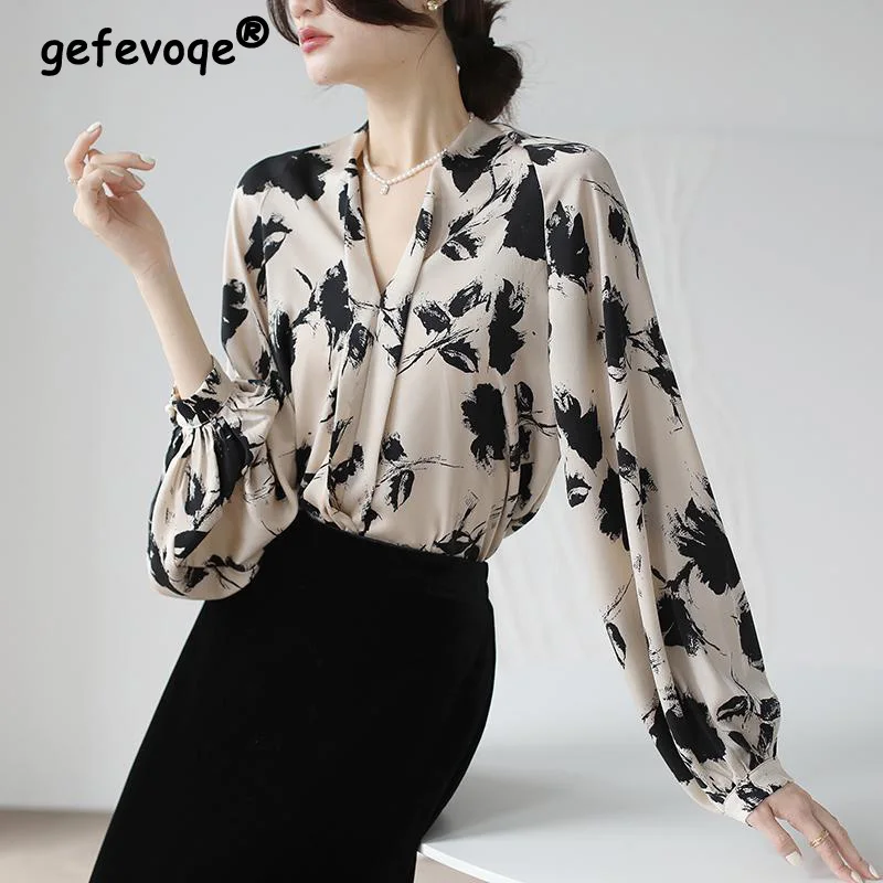 

Retro Ink Printed Satin Shirt for Women Spring Autumn Clothes Fashionable Korean V-Neck Pullover Bubbles Long Sleeve Blouse