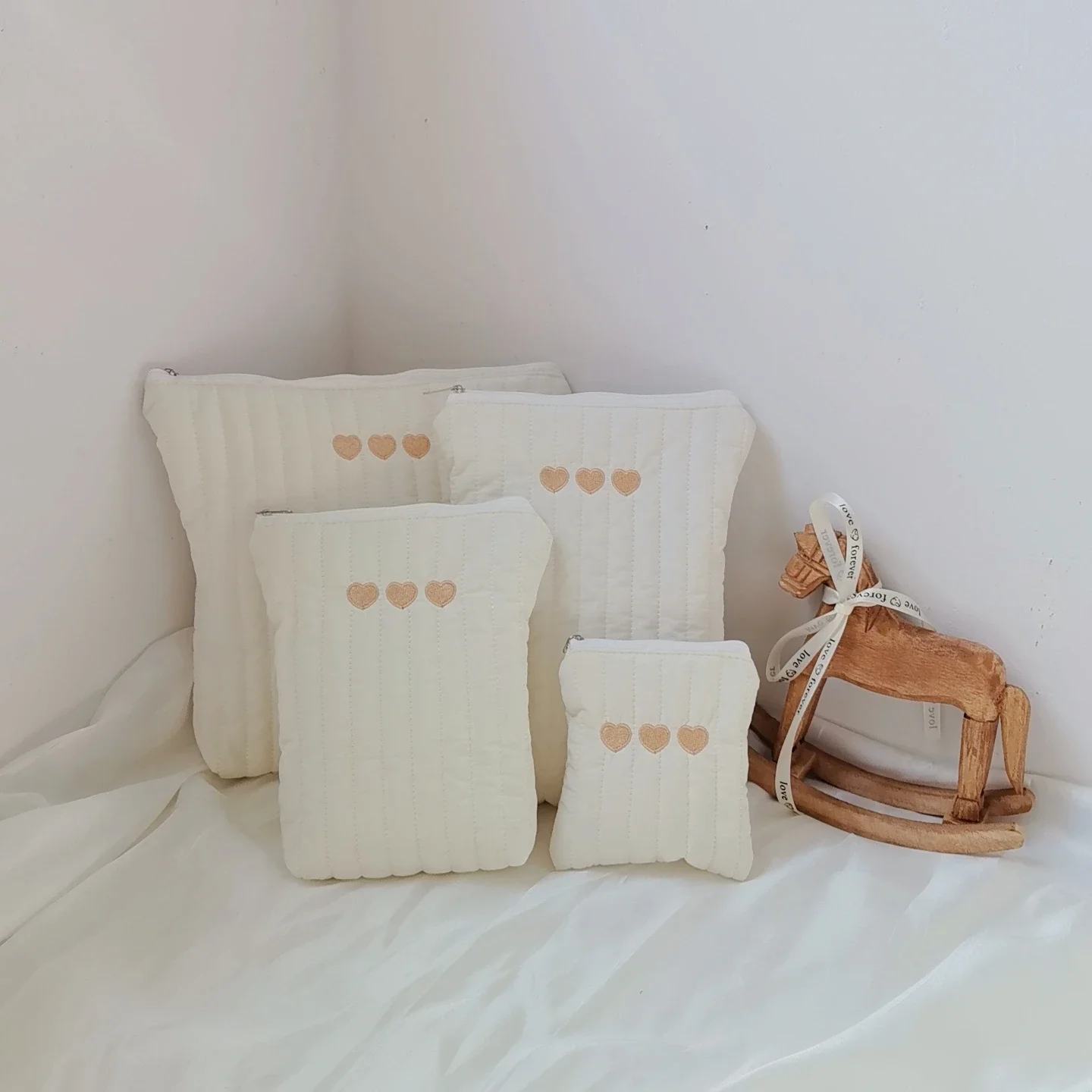 4pc/pcak Love Embroidery Baby Diaper Bag Mommy Handbags Multifunctional Baby Items Organizer Cotton Diaper Nappy Storage Bags