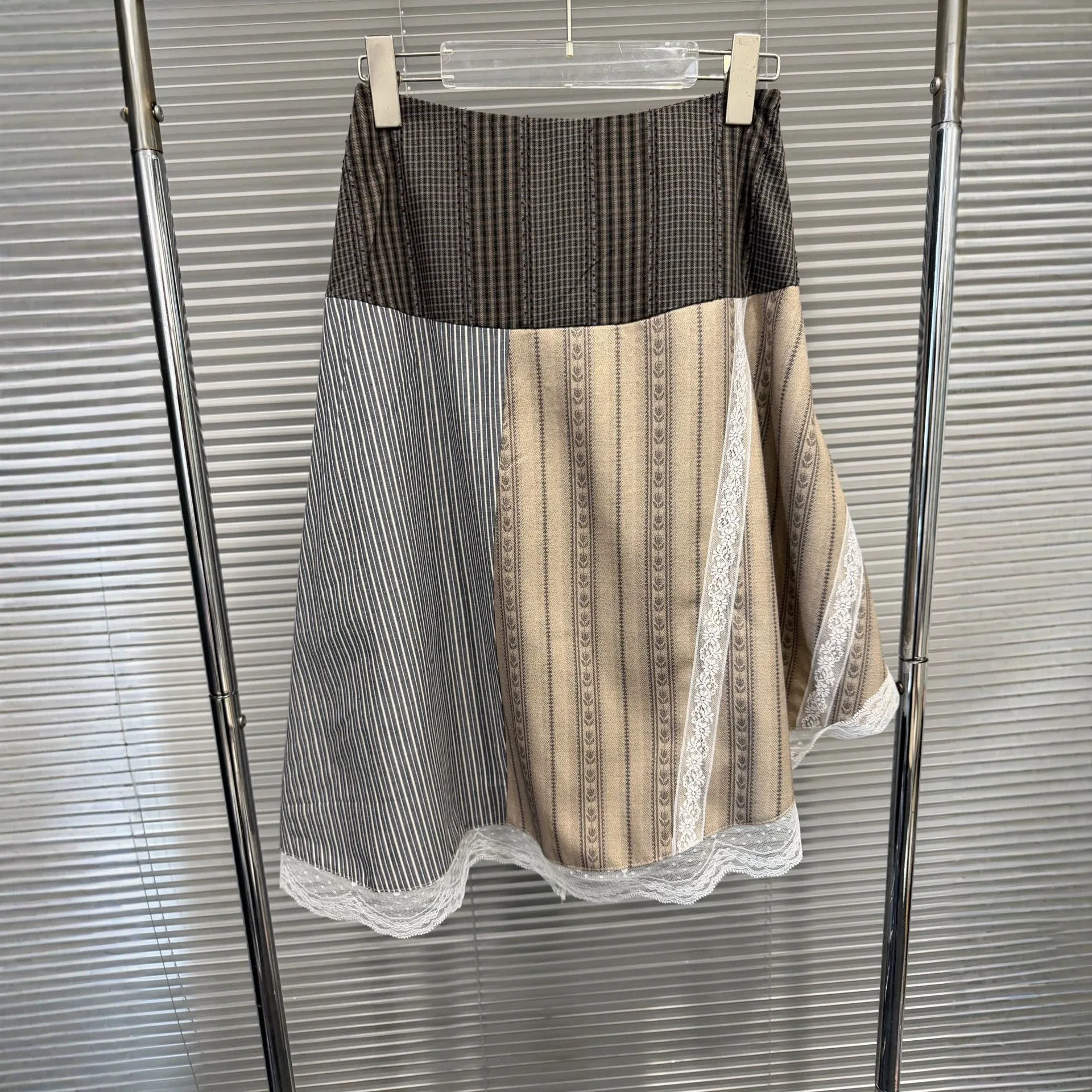 2026 Summer New Plaid Striped Lace Irregular Midi Skirt Niche Design Women Fashion Skirt