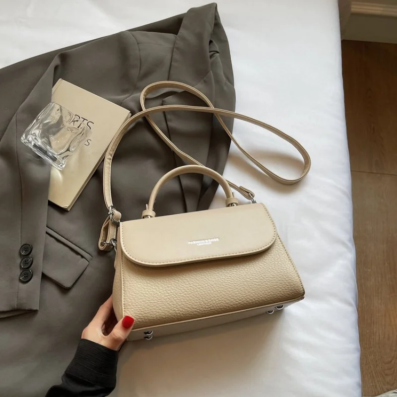 

Best Superstar Show Trendy Design Letter Logo Crossbody Handbag For Women Luxury High-End Minimalist Vintage Leather