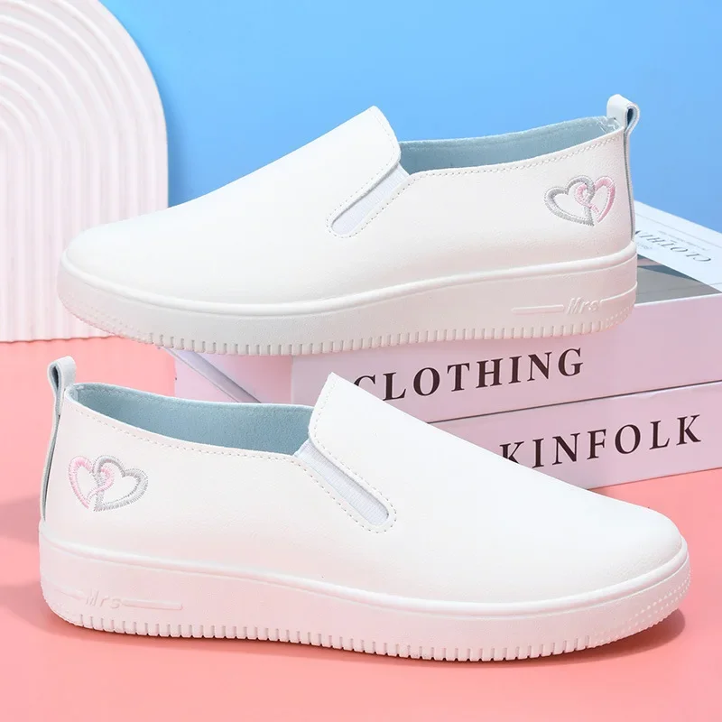 Zapatos de baile antideslizantes, cómodos y transpirables, novedad de verano, zapatos de enfermera de estilo para mujer, zapatos informales para profesores de talla grande