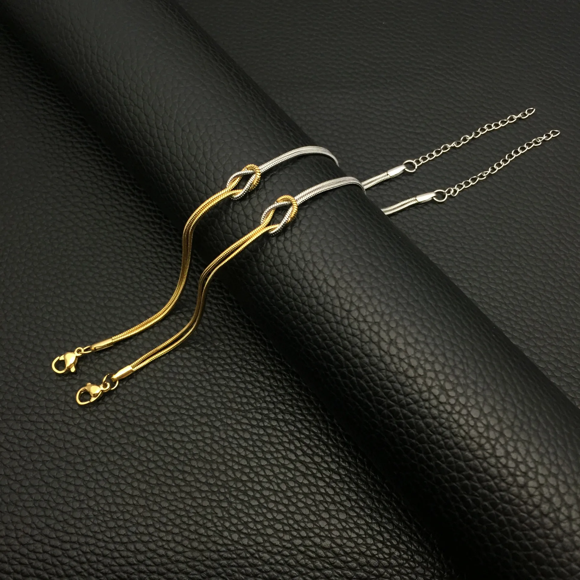 Double Snake Chain …