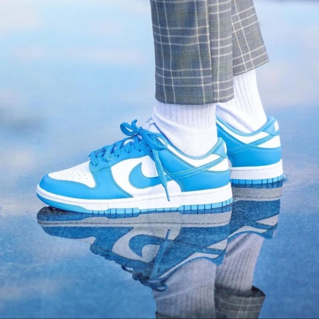 NIKE มาใหม่ DUNK LOW รองเท้าบุรุษและสตรีรองเท้าผ้าใบรองเท้าแผ่นกันลื่นและทนต่อการสึกหรอ