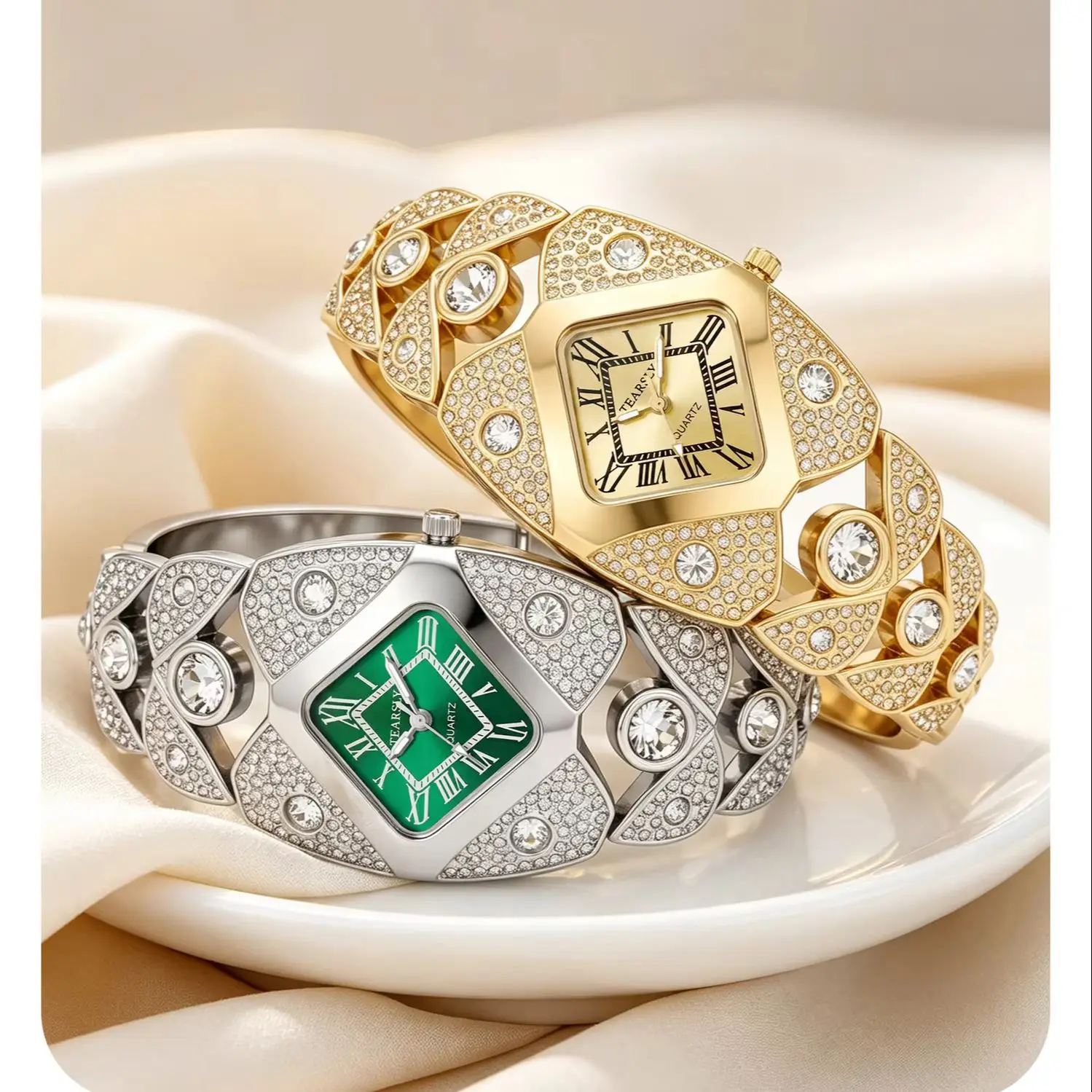 Women's Watch Light Luxury Full Diamond Retro Bracelet Watch Female Fashion Quartz Clock Wristwatches