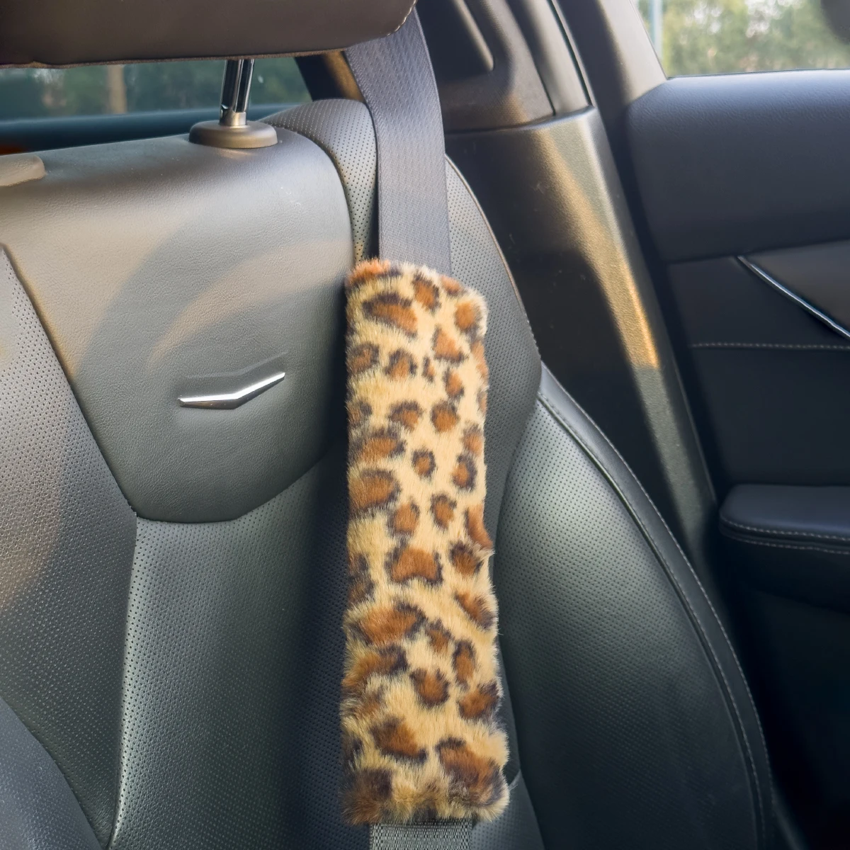 1PC Creative Leopard Print Seasonal Universal Safety Belt Shoulder Cover