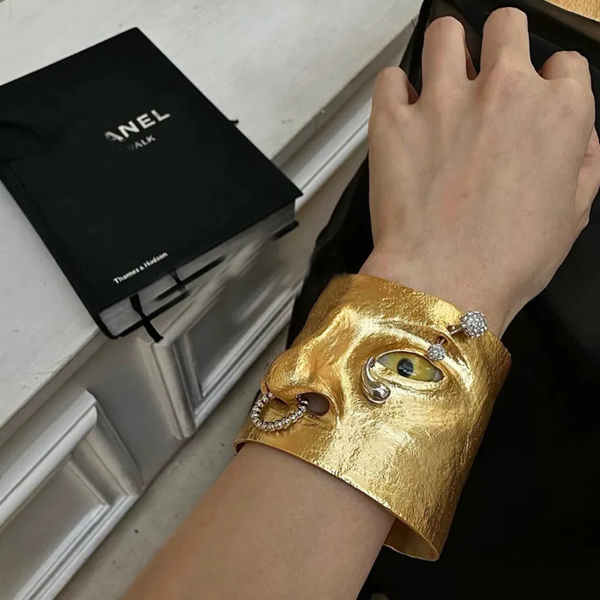 Thumbnail 2 - #11 Gold Bracelets Discount Picks