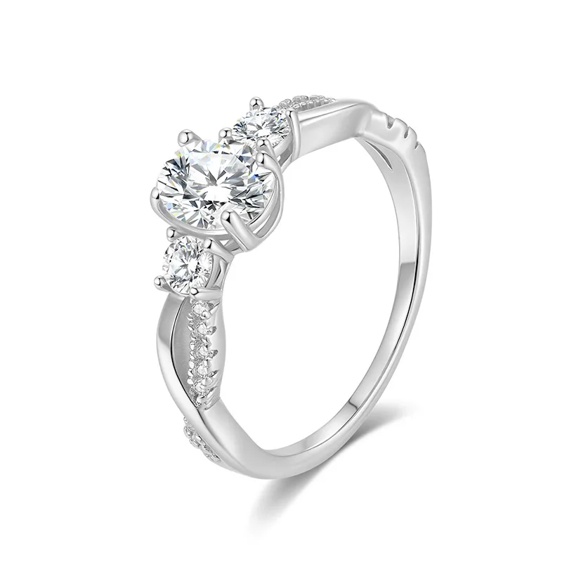 

18K Gold Plated S925 Sterling Silver Moissanite Twist Arm Ring 1.5 Carat VVS1 D Color Exquisite Jewelry for Valentine's Day