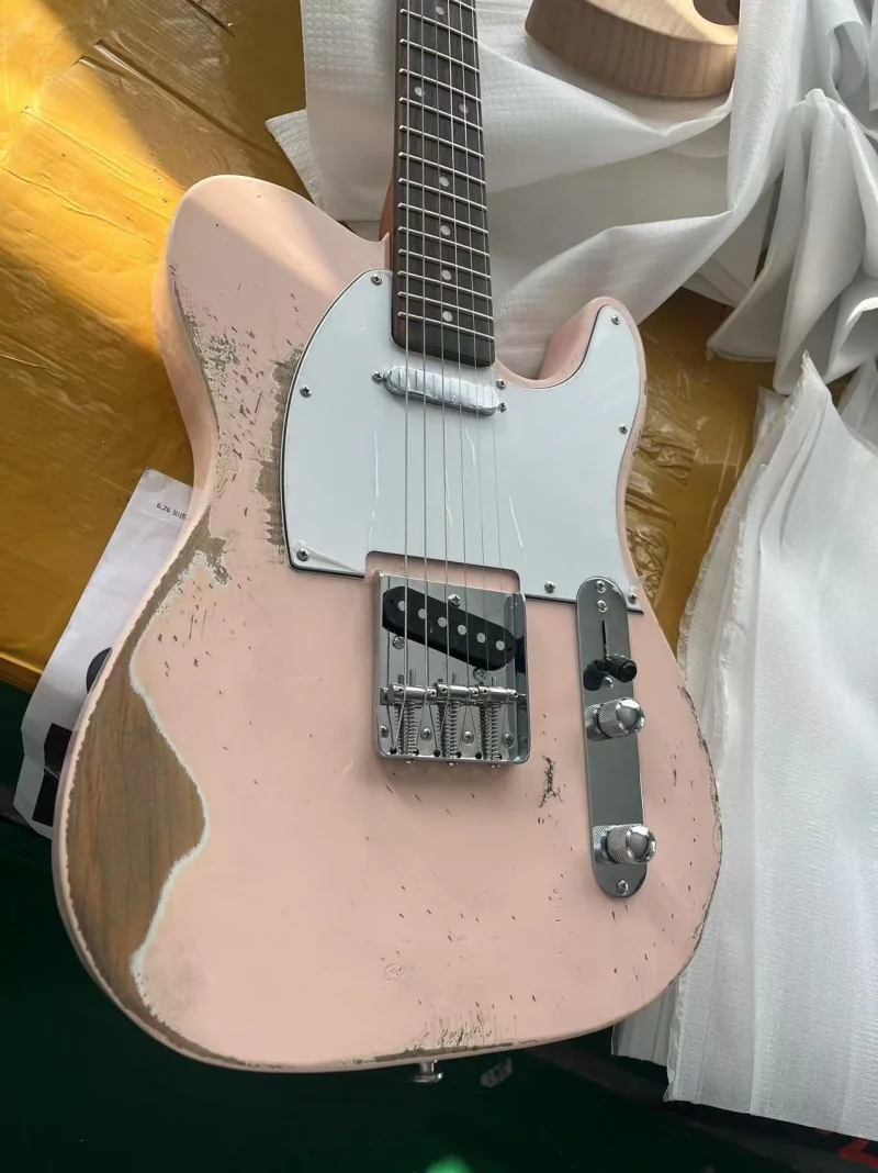 

Free delivery of high quality 6-string electric guitars,Alder body, flame maple neck，Heavy handmade relic electric guitar