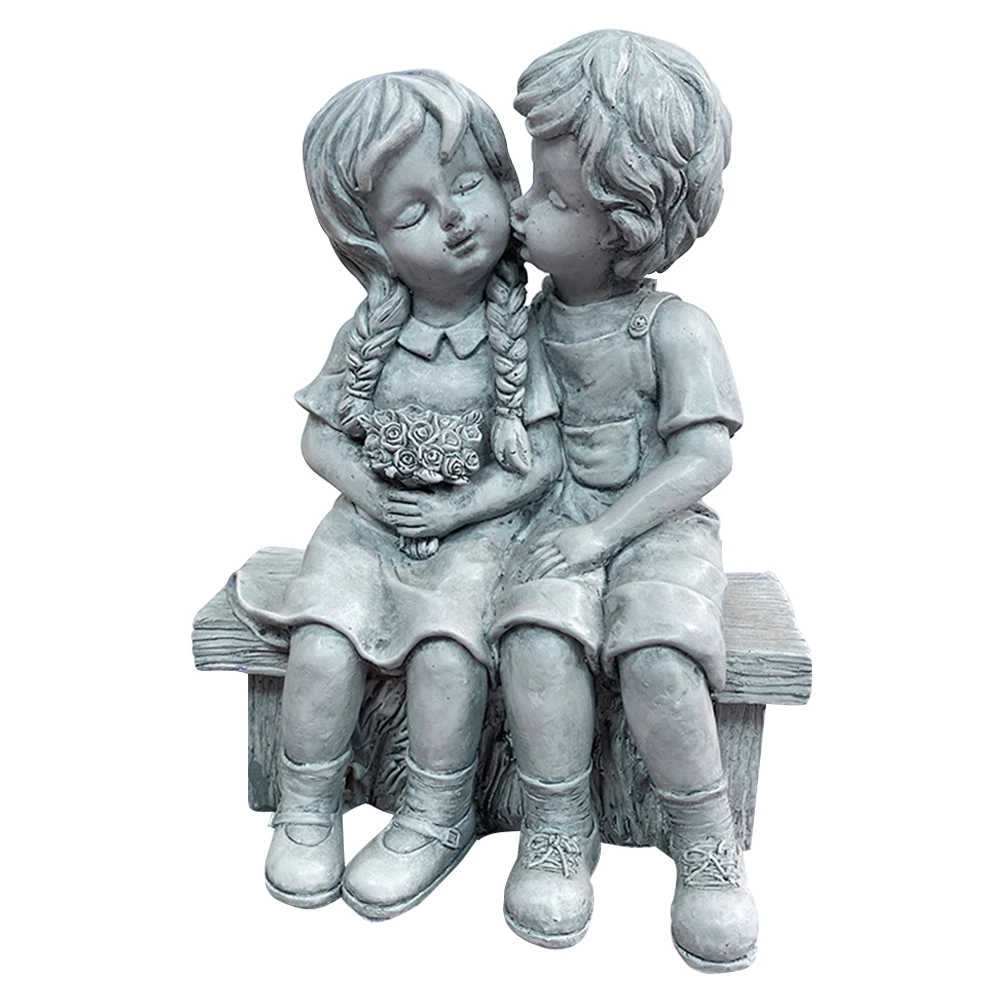 

Resin Ornaments Figurine Statue Lawn Wear-Resistant Kissing Toy Outdoor Decorations Boy GirlBust Wear-resistant Toy