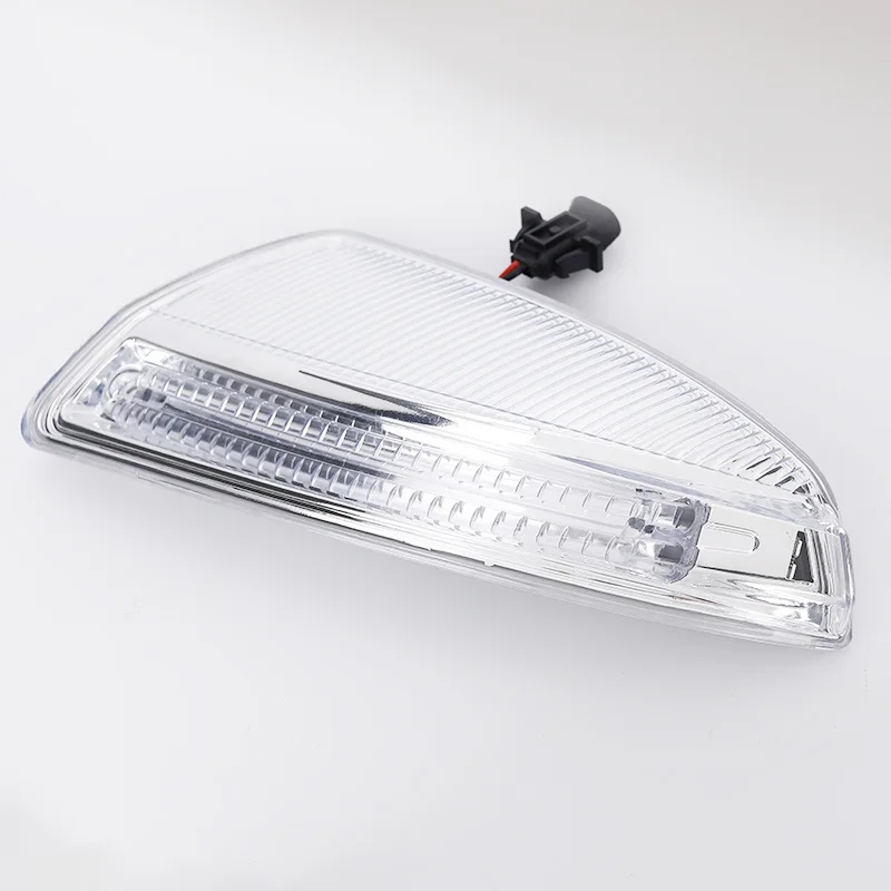 For Mercedes-Benz W164 W204 W639 ML300 ML320 ML500 S204 C300 C350 Left/Right Side Rearview Mirror Turn Signal Light A2048200721