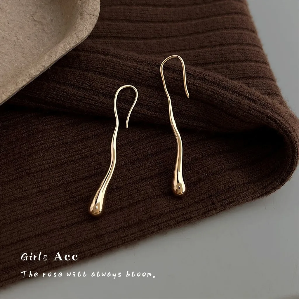 

Minimalist Smooth Water Drop Dangle Earrings Wholesale Niche Design Irregular Geometry High End Fashion Commuter Womens Earrings