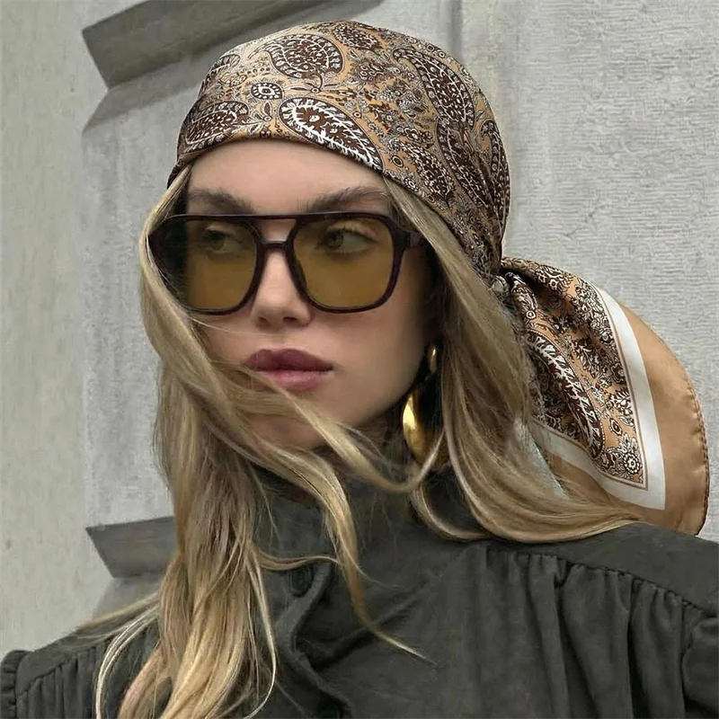 

New Luxury Printing Silk Square Scarf Women Neck Hair Tie Band Beach Hijab Kerchief Head Headbands Bandana Female Foulard 70cm
