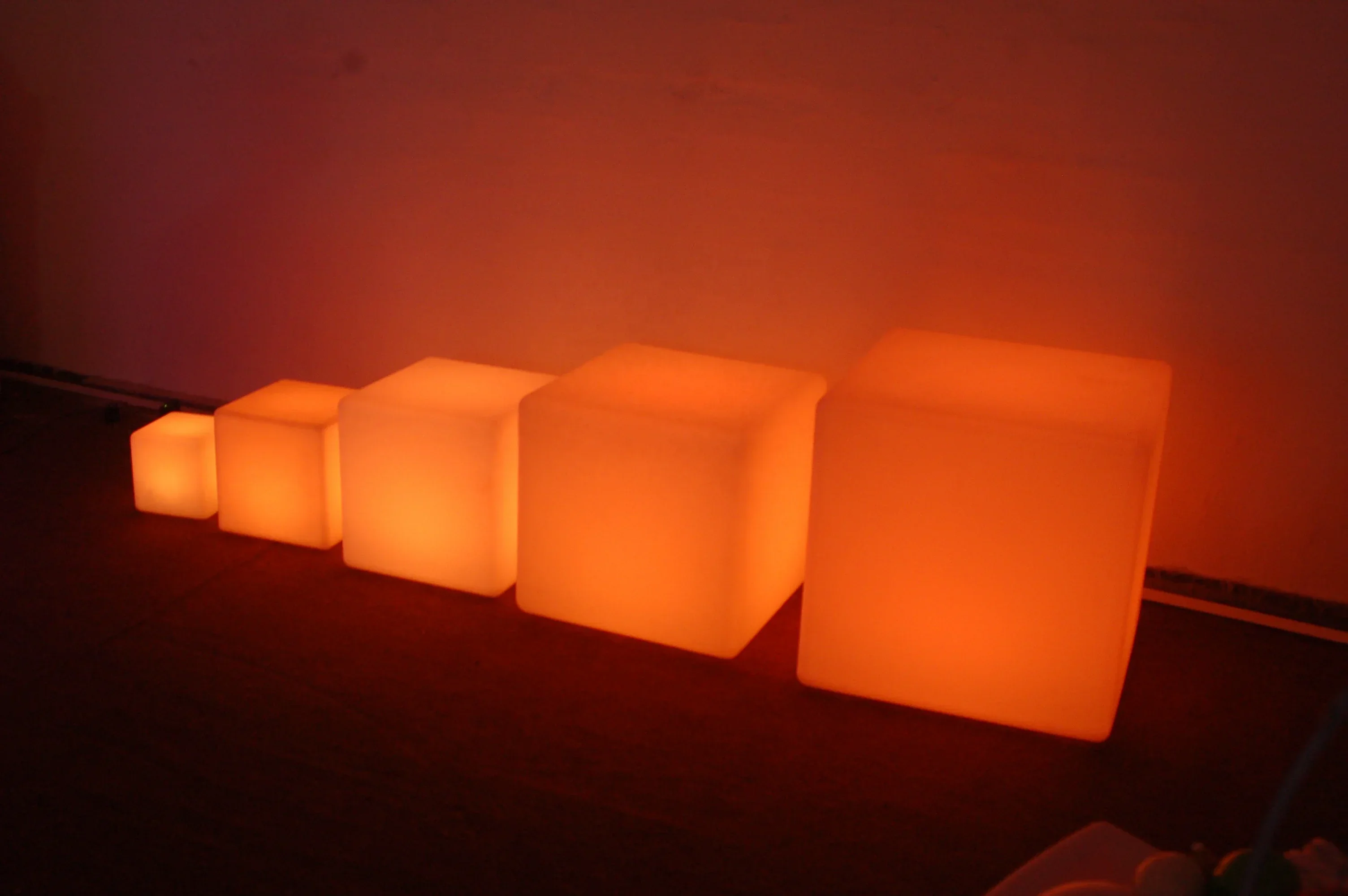 Plastic Furniture LED Cube Stool Light Used in club bar and gym decoration