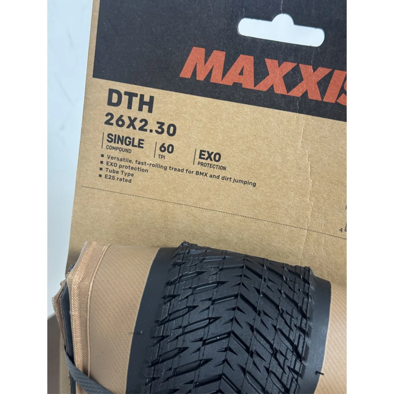 MAXXIS DTH 26-Inch Mountain Bike Tire 26x2.3 Foldable Tread