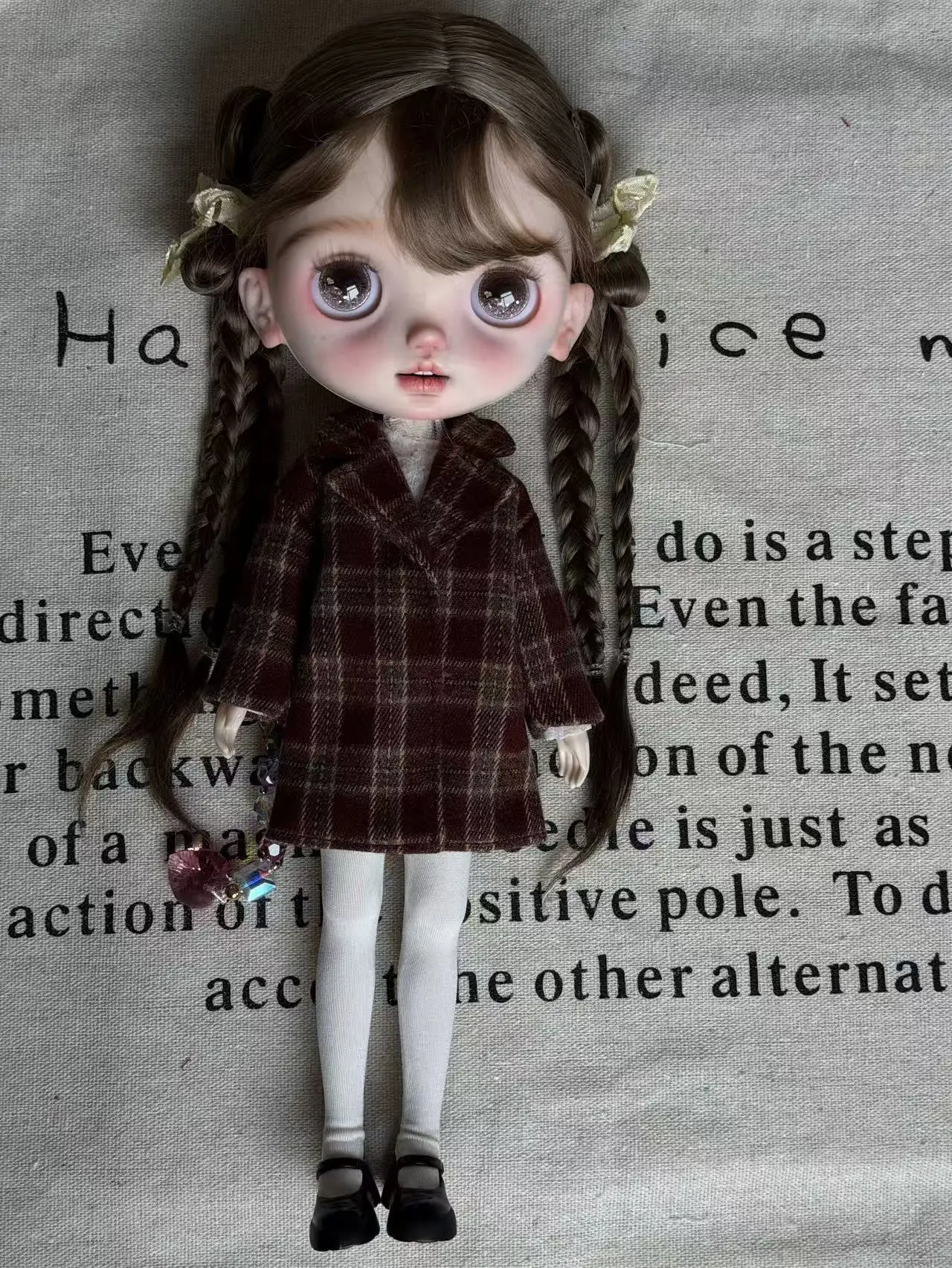 

Ретро-куртка в коричневую клетку в студенческом стиле с длинными рукавами, одежда для кукол Блайт, аксессуары для кукол с 19 точками артикуляции, OB24, Azone, Блайт, для самостоятельной переодевки.