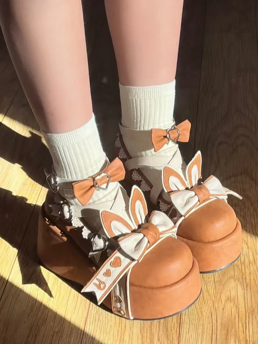 Nuove scarpe da ragazza studentessa Lolita Orecchio di coniglio Scarpe con plateau con fiocco carino Scarpe in pelle con rialzo di altezza Décolleté