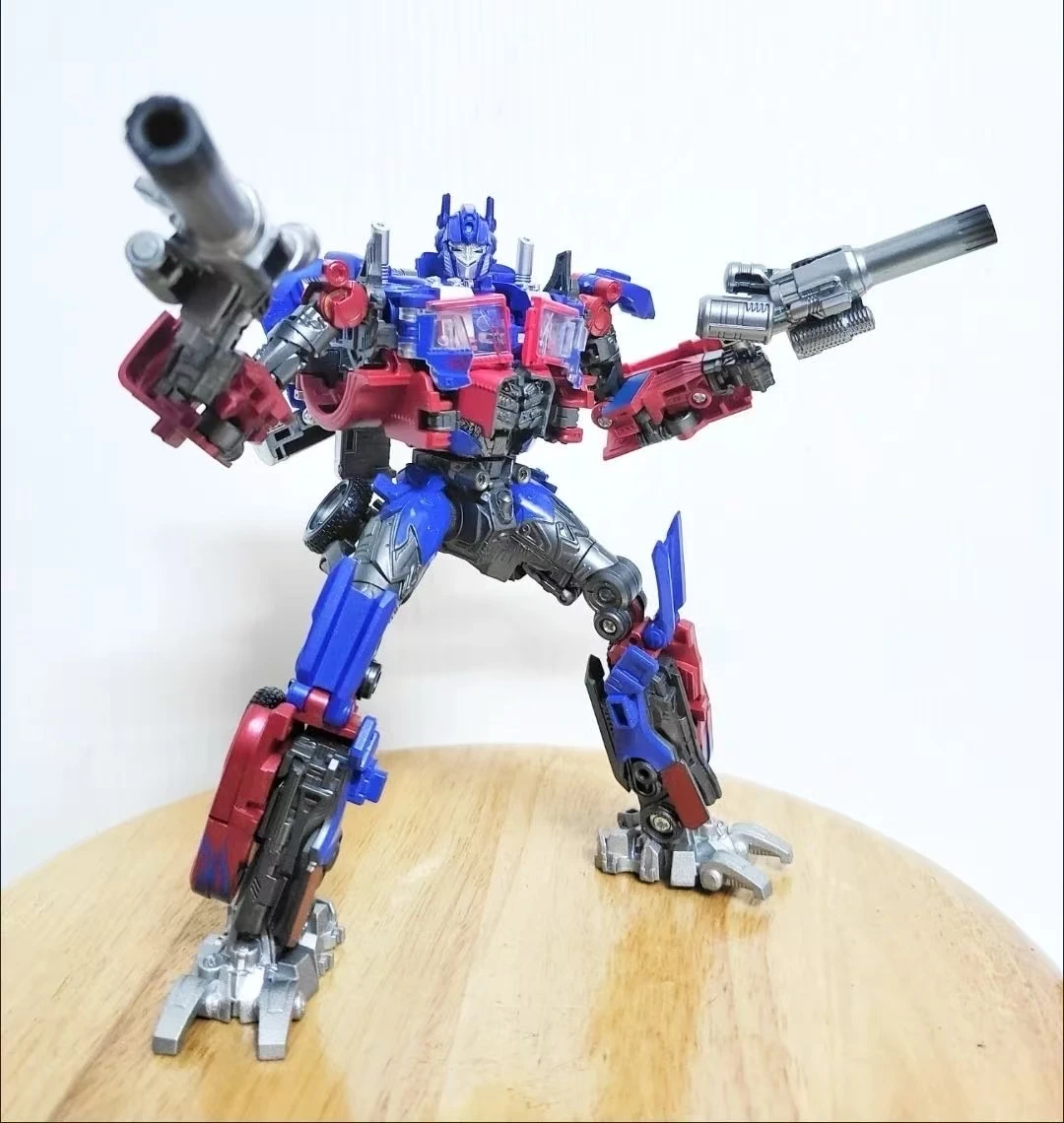 発売中変身おもちゃ TW1022 OP トラックアクションフィギュアおもちゃ TW1022 可動人形変形ロボットモデル男の子ギフト在庫あり