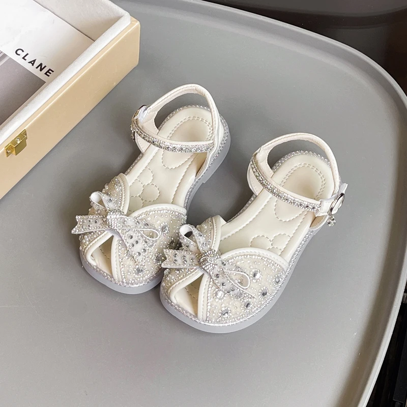 Sweet Little Girl Flat Sandals Summer Fashion Bowknot Children Causal Princess Sandals Wedding Party Kids Sequins Sandal Elegant